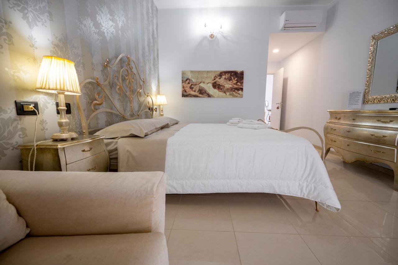 Villa Floyd Charming Rooms B&B Pachino Buitenkant foto